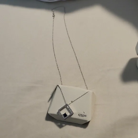 Blue sapphire stone with .1 diamond trim 16" necklace - Picture 2 of 5